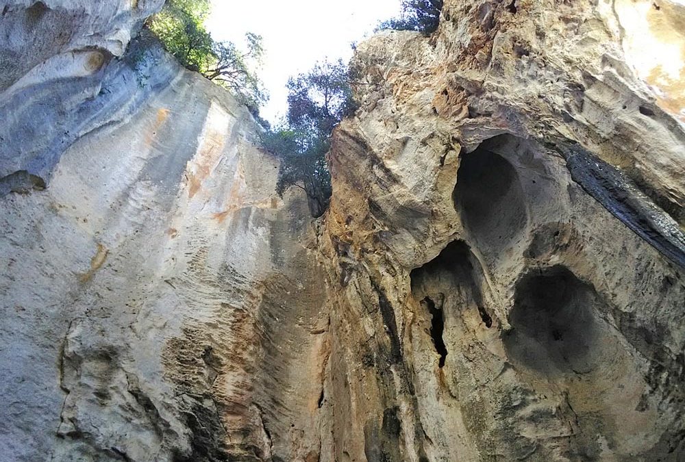 CLIMBING+CALATE+GROTTA FOR SWISS GUYS