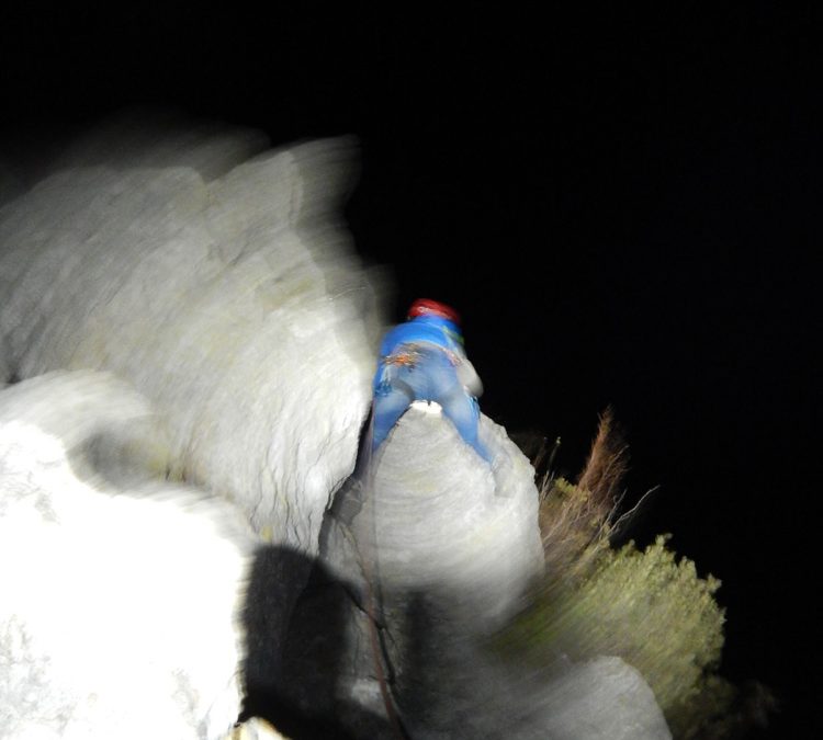 HALLOWEEN: ARRAMPICATA NOTTURNA ALLO SPIGOLO DI PERTI